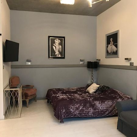 Old Town Apartments Patio 1 Гданьск Экстерьер фото